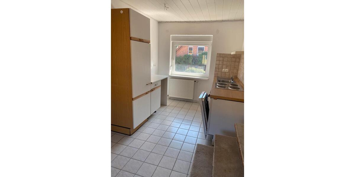Einfamilienhaus Meinersen - 7 Zimmer, 170 m&sup2;, 1.200&euro; | Angebot:26417046