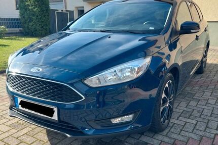 Ford Focus 125.000 km 8.800 &euro; Schmalkalden 98574