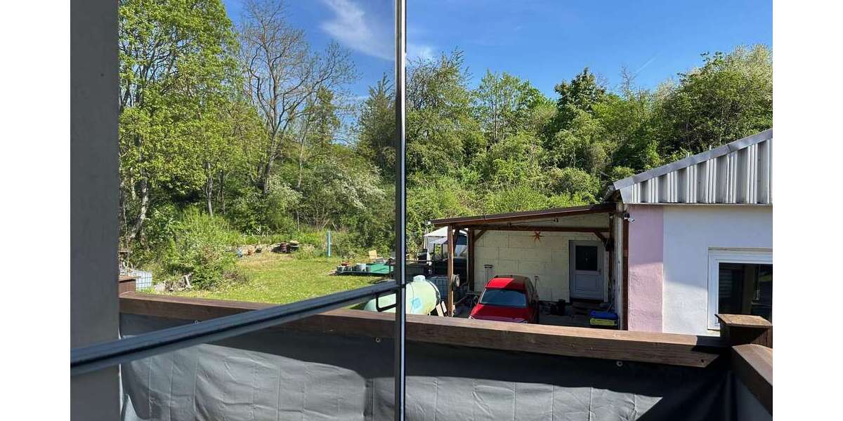 gepflegte 4 Raum - ETW mit Küche, Balkon und Pkw-Stellplatz am Stadtrand - Etagenwohnung Apolda | Angebot:24308532