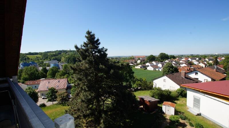 Etagenwohnung Bogen - 4 Zimmer, 108 m&sup2;, 198.000&euro; | Angebot:25705608