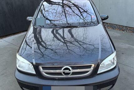 Opel Zafira 213.719 km 700 &euro; Frankfurt am Main 60433