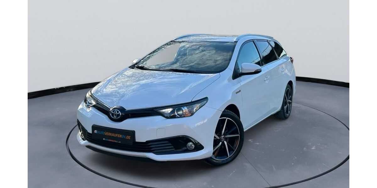 Toyota Auris 99.800 km 14.890 &euro; Ebersbach 73061