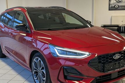 Ford Focus 11.399 km 23.980 &euro; Homberg (Efze) 34576