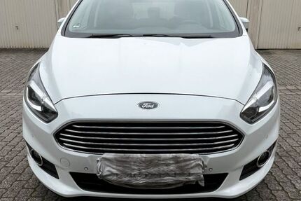 Ford S-Max 196.000 km 10.250 &euro; Nürnberg 90453