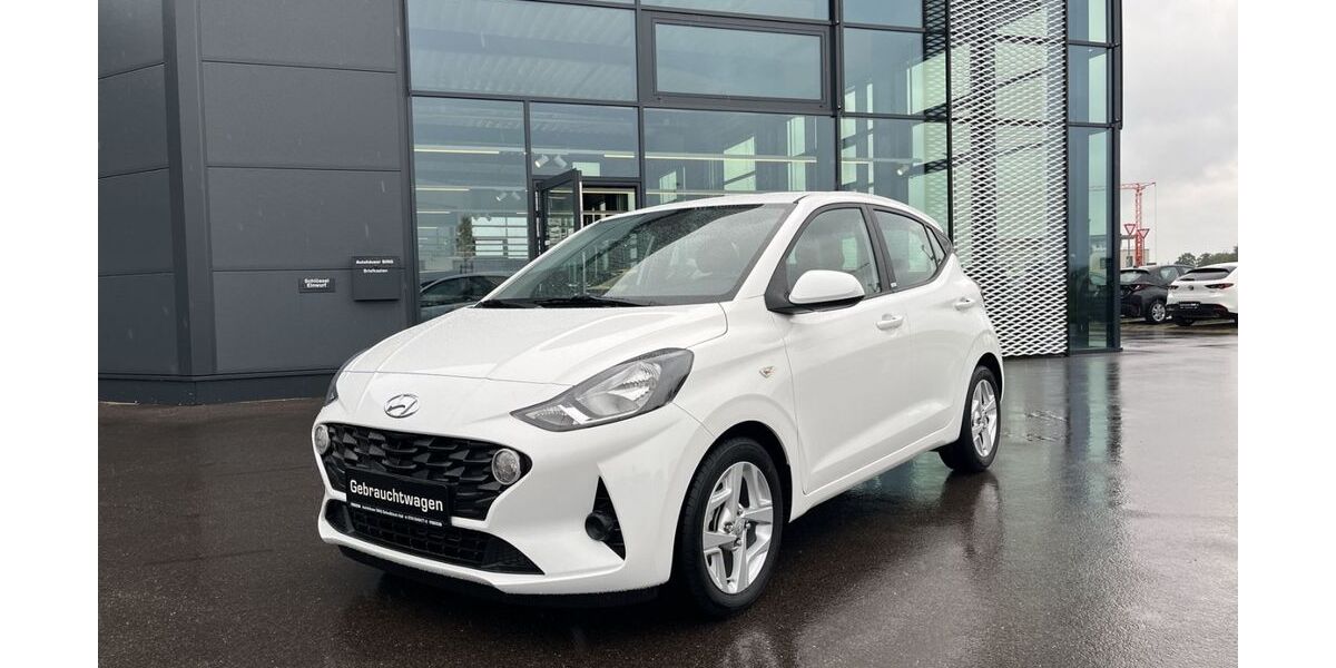 Hyundai i10 21.200 km 12.290 € Aalen-Essingen 73457