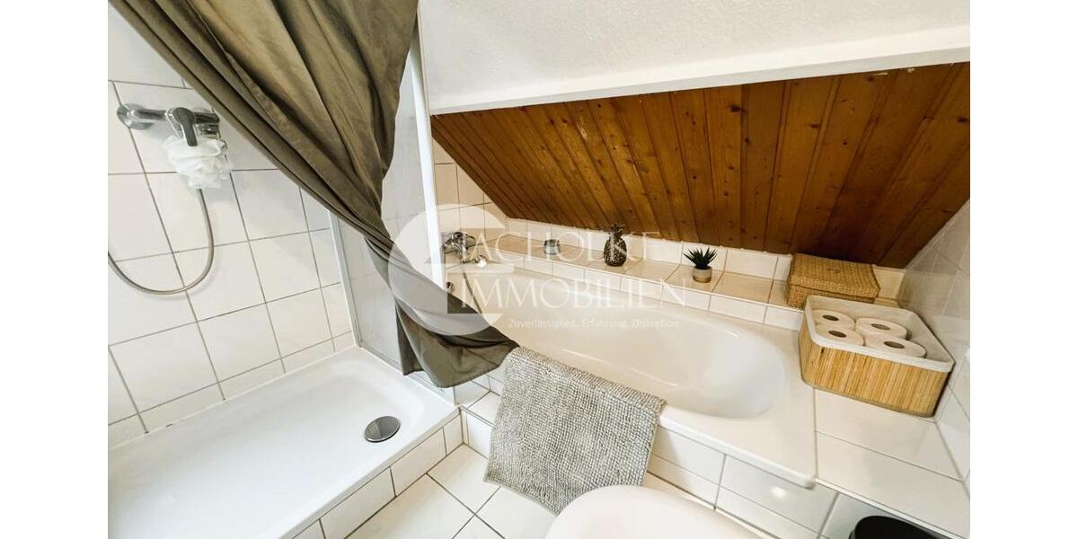 Dachgeschoßwohnung Uelzen - 3 Zimmer, 57 m&sup2;, 460&euro; | Angebot:24866316