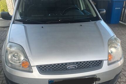 Ford Fiesta 117.800 km 1.980 &euro; Neuhäusel 56335