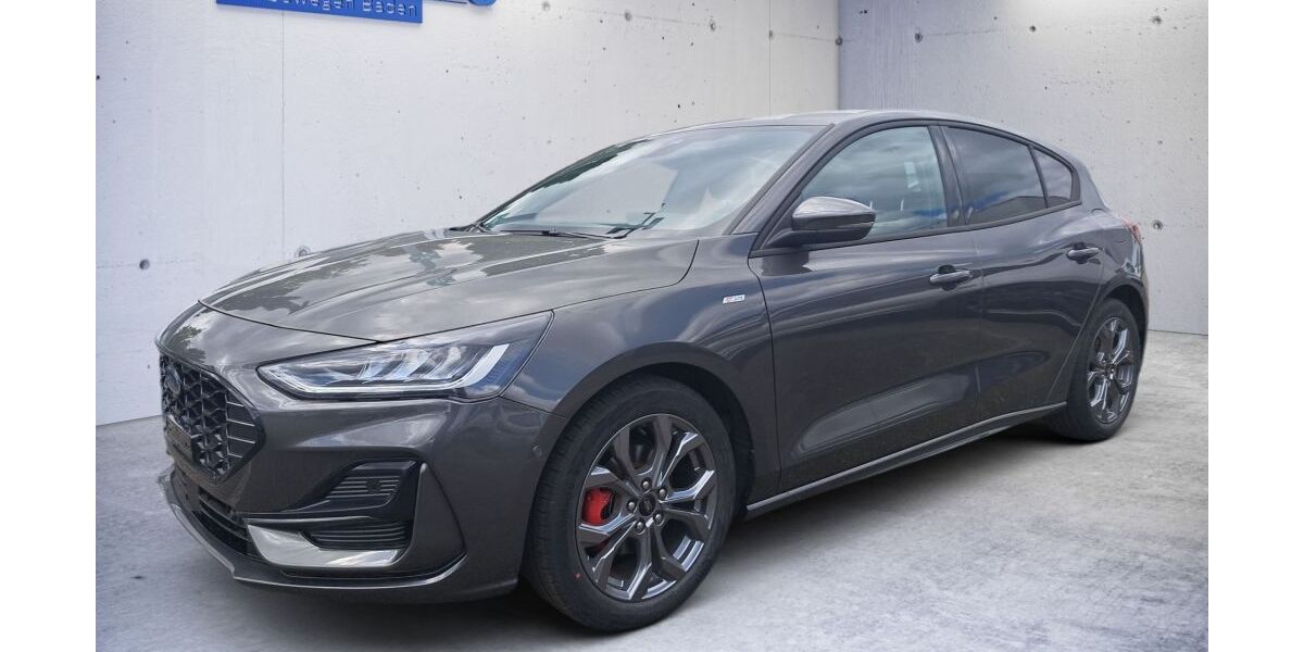 Ford Focus 13.000 km 24.990 &euro; Offenburg- Industriegebiet Elgersweier-Nord 77656