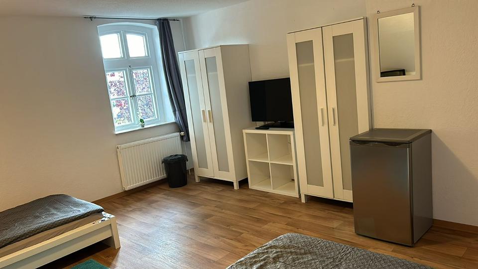 Dachgeschoßwohnung Bösel - 3 Zimmer, 20 m&sup2;, 20&euro; | Angebot:25342412