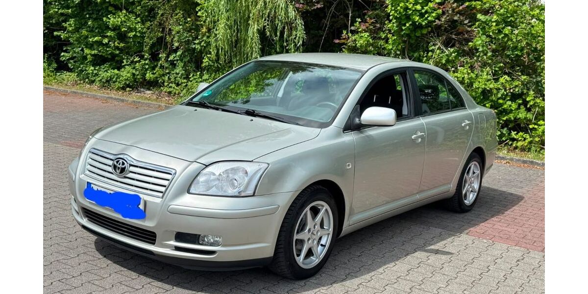 Toyota Avensis 119.000 km 5.999 &euro; Limburg 65552