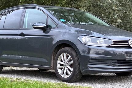 VW Touran 259.000 km 9.990 &euro; Bremen 28197