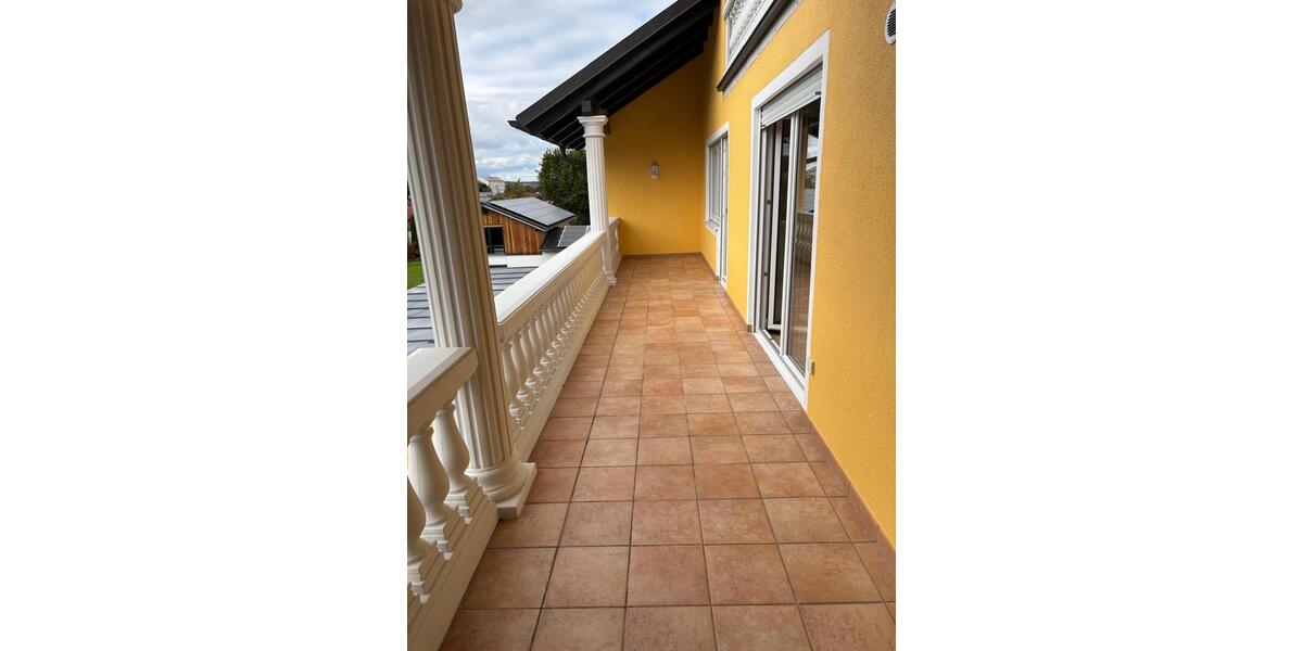 Etagenwohnung Ortenburg - 3 Zimmer, 127 m&sup2;, 1.300&euro; | Angebot:25399562