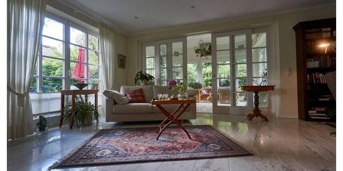 Traumhaus unter Reet! Repräsentatives Wohnhaus in Top Lage der Wingst zu vermieten. 6 zimmer