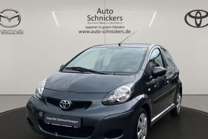 Toyota Aygo (X) 94.435 km 5.240 € Moers 47441