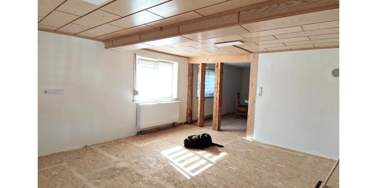 Bauernhaus, Landhaus Eisfeld Heid - 5 Zimmer, 174 m&sup2;, 85.000&euro; | Angebot:26838226