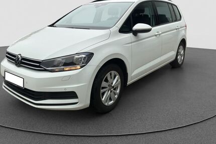 VW Touran 92.600 km 22.850 &euro; Manching 85077