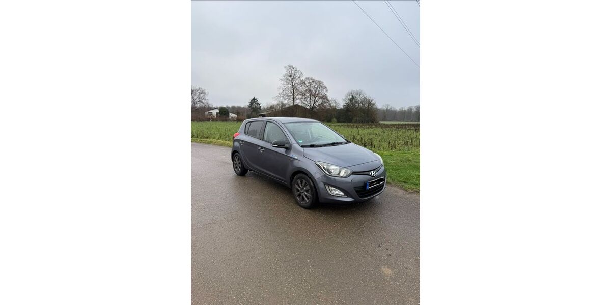 Hyundai i20 146.283 km 4.450 &euro; Lahr 77933