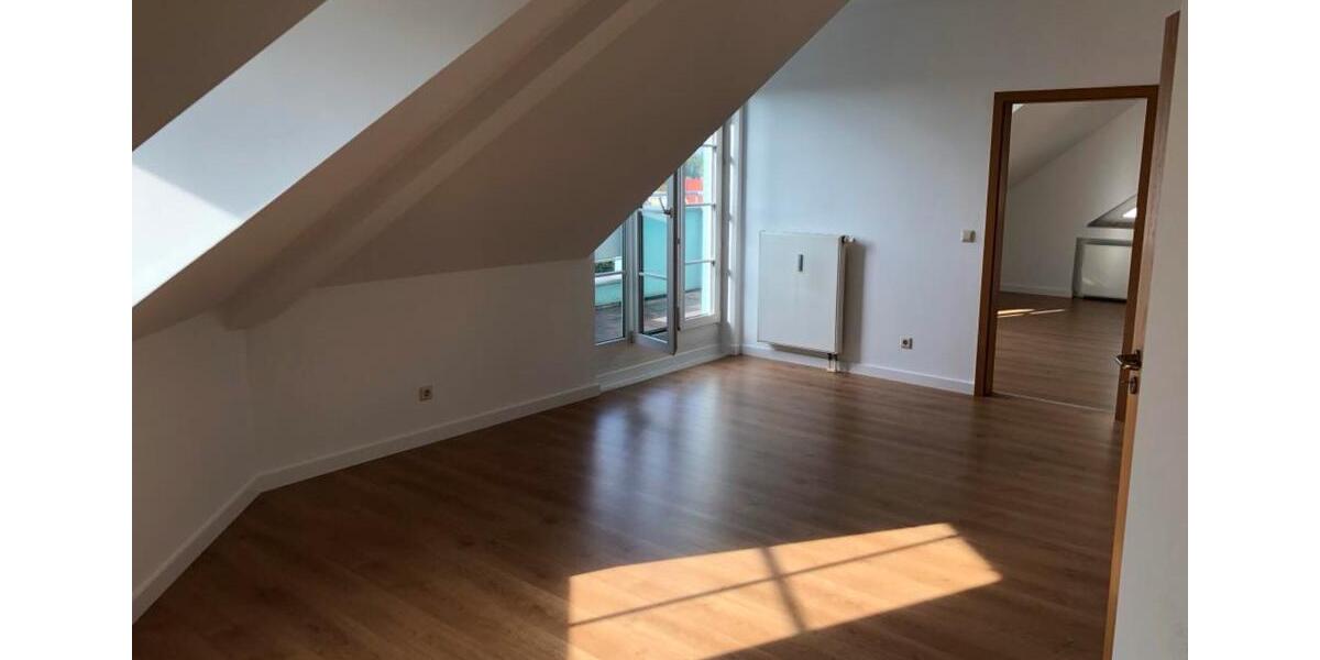 Dachgeschoßwohnung Ahrensfelde - 2 Zimmer, 57 m&sup2;, 967&euro; | Angebot:26662769