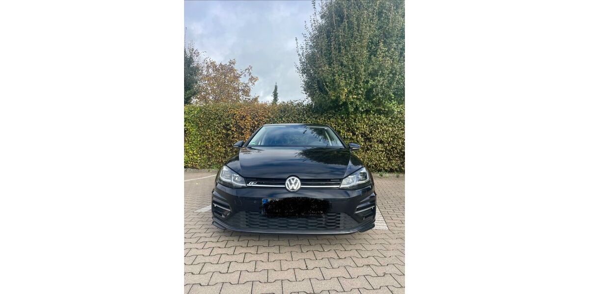 VW Golf 103.000 km 15.900 &euro; Bückeburg 31675