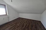 Dachgeschoßwohnung Tiefenbach - 4 Zimmer, 85 m&sup2;, 650&euro; | Angebot:25619480