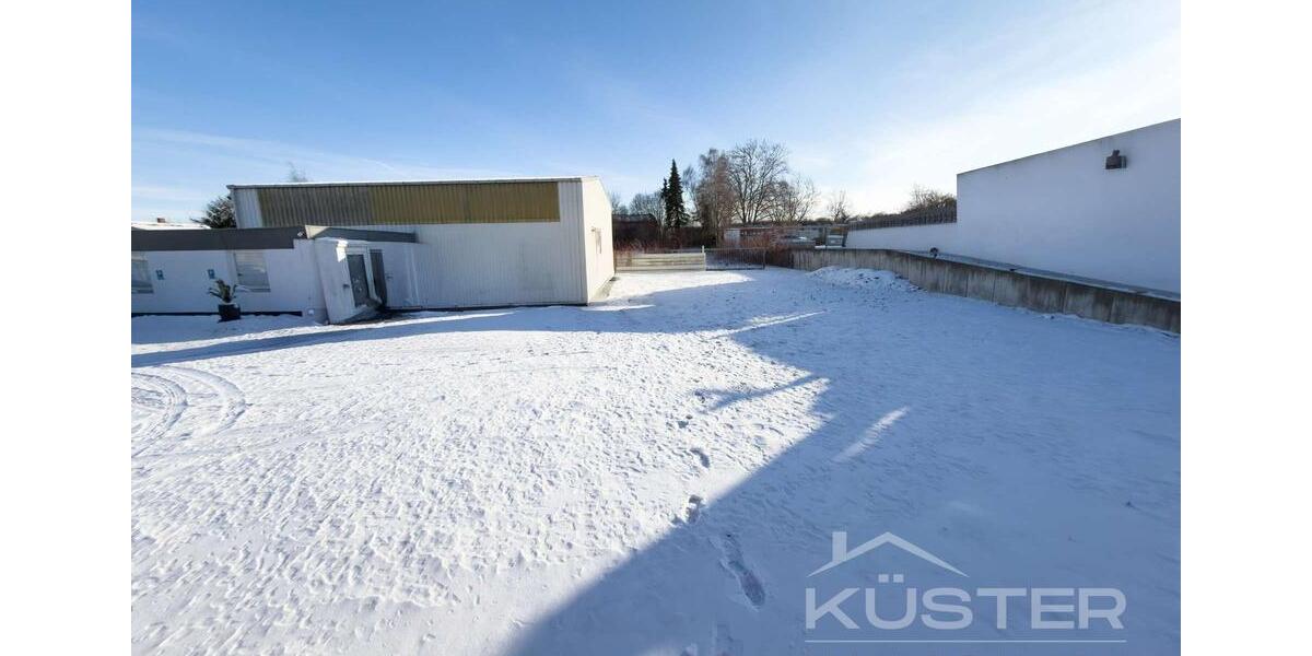 KÜSTER IMMOBILIEN präsentiert: Gewerbe Abstellfläche mit KFZ, Sprinter, LKW und Co.in Barsinghausen zimmer