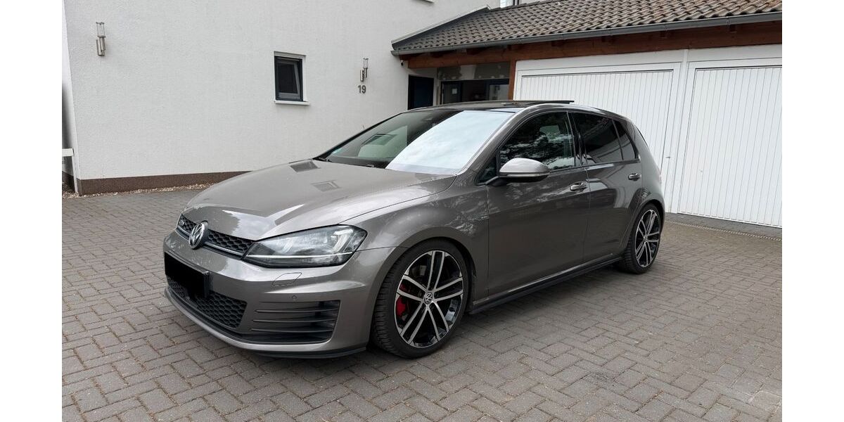 VW Golf 190.000 km 11.600 &euro; Blankenfelde-Mahlow (bei Berlin) 15831