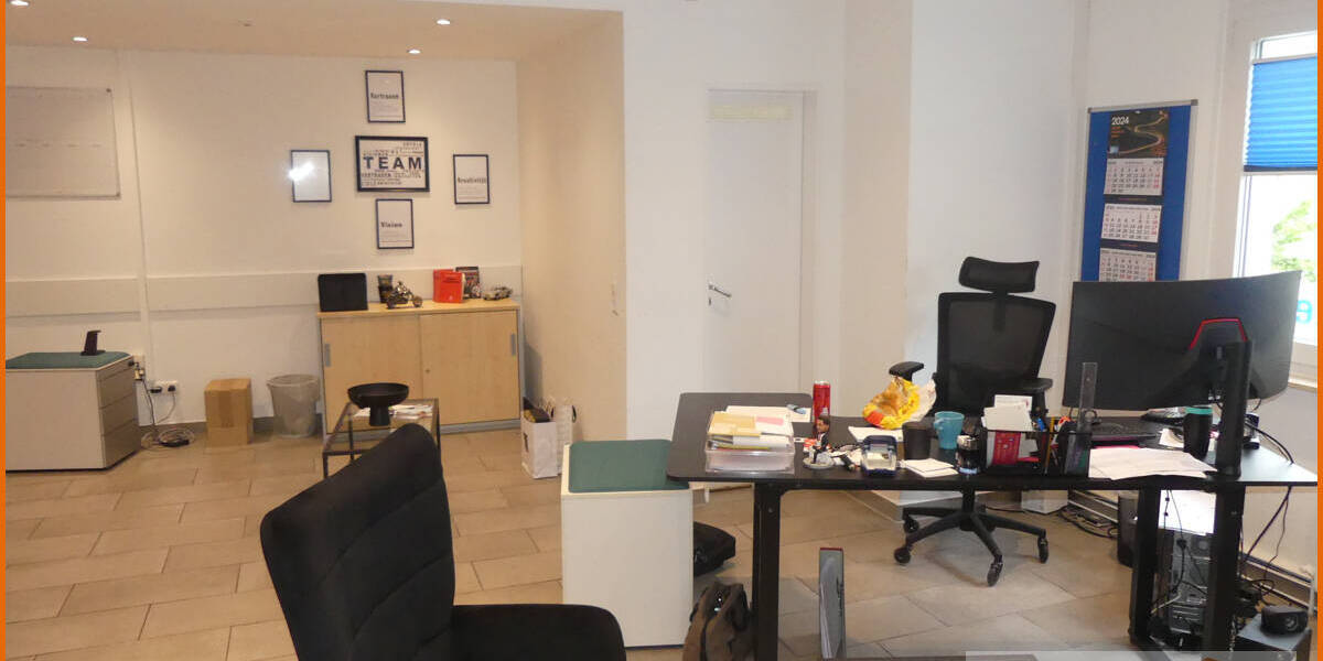 Ebenerdiges Ladenlokal und Büroräume im 1. OG, Lastenfahrstuhl, zentrale Innenstadtlage Hanau Stadt 1 zimmer