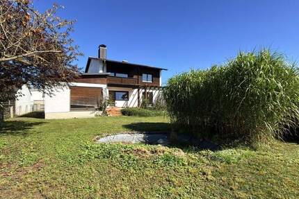 … AIGNER - auch für Familie mit Kind: großzügiges EFH mit Garage und schönem Garten … 3 zimmer