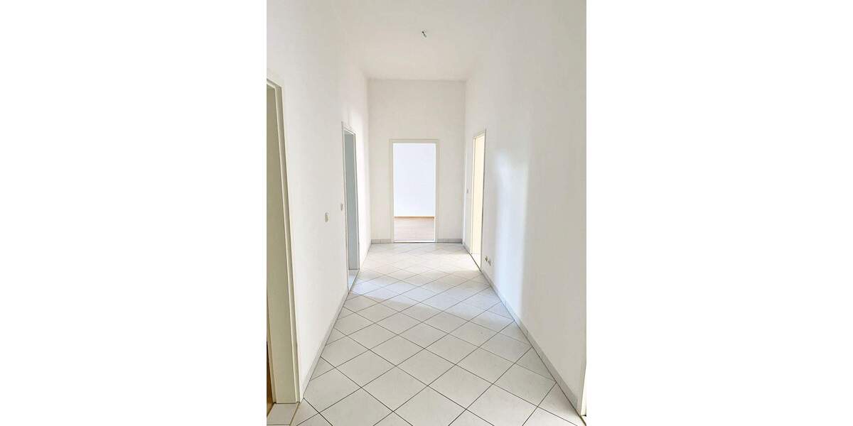 Etagenwohnung Döbeln - 3 Zimmer, 80 m&sup2;, 65.000&euro; | Angebot:22911707