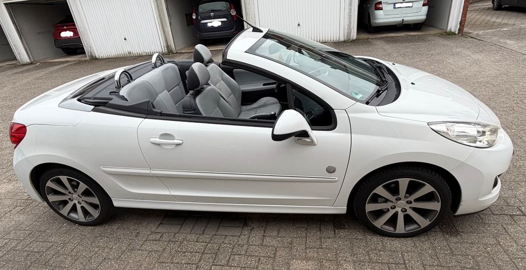 Peugeot 207 154.000 km 5.900 &euro; Ibbenbüren 49479