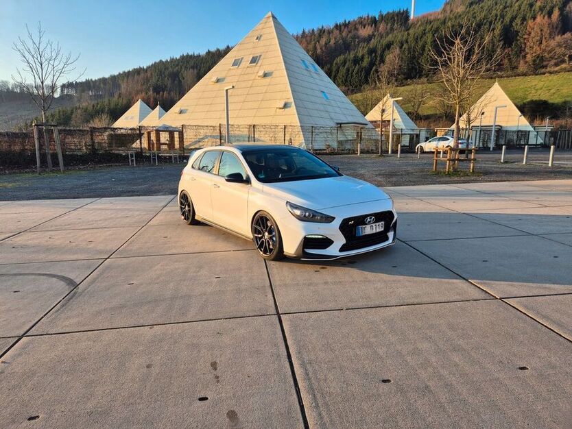 i30