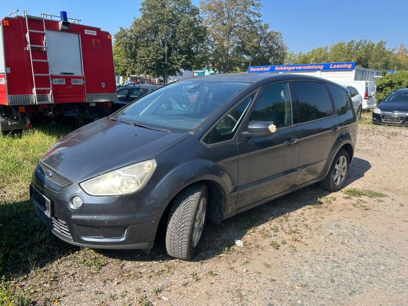 Ford S-Max 230.000 km 2.390 € Chemnitz 09114
