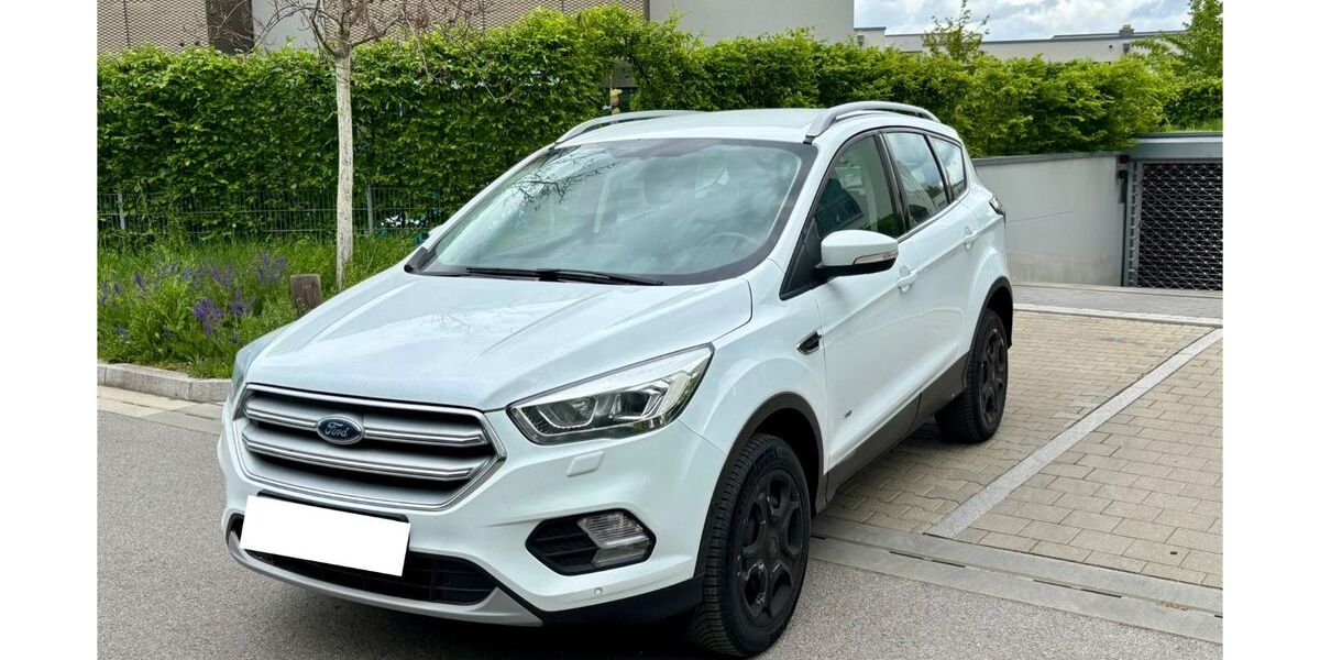 Ford Kuga 139.000 km 9.700 &euro; Nürnberg 90439