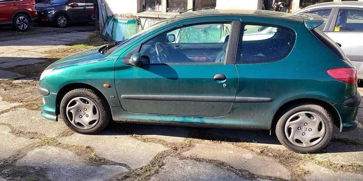 Peugeot 206 165.000 km 999 &euro; Potsdam 14469