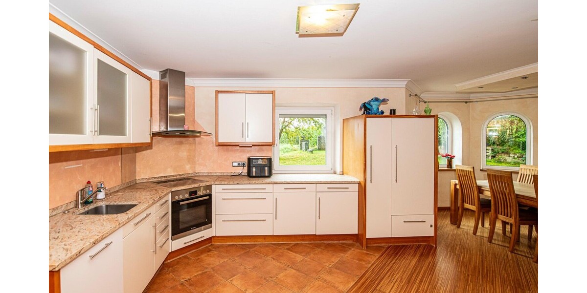 Wohnhaus mit vielseitigen Nebengebäuden - Mehrfamilienhaus, Wohnhaus Arnschwang | Angebot:27160697