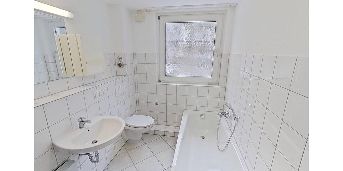 Etagenwohnung Paderborn - 3 Zimmer, 70 m&sup2;, 569&euro; | Angebot:25990278