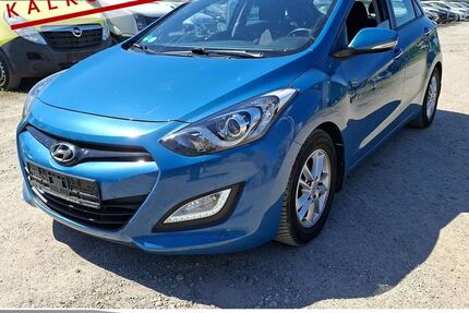 Hyundai i30 90.204 km 7.285 &euro; Achern 77855