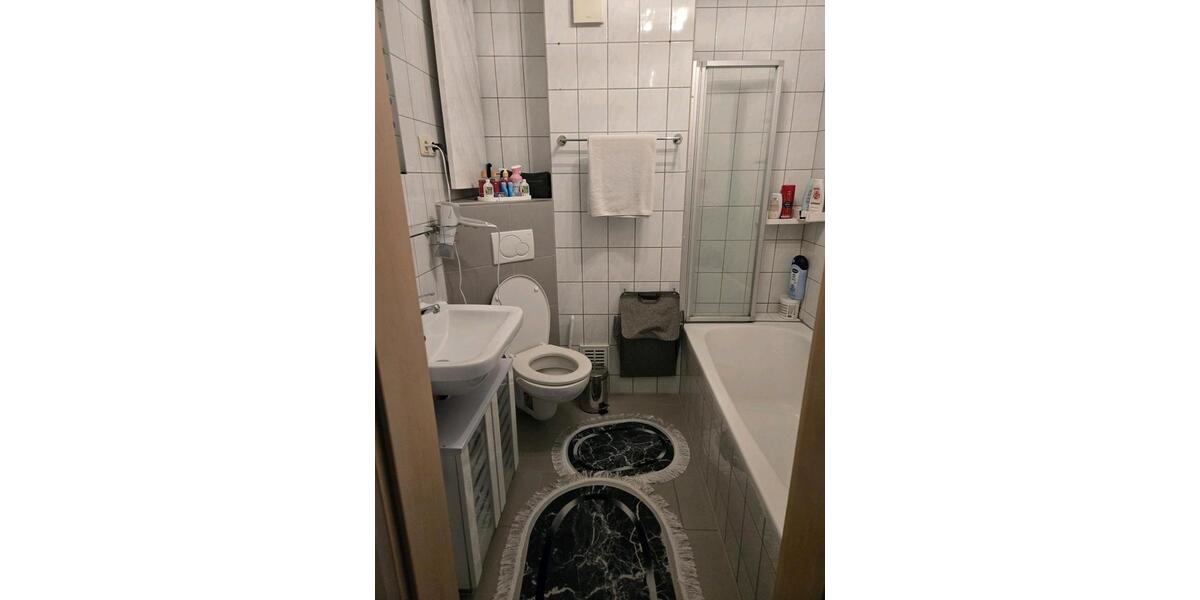 Etagenwohnung Neutraubling - 3 Zimmer, 65 m&sup2;, 250.000&euro; | Angebot:27107817
