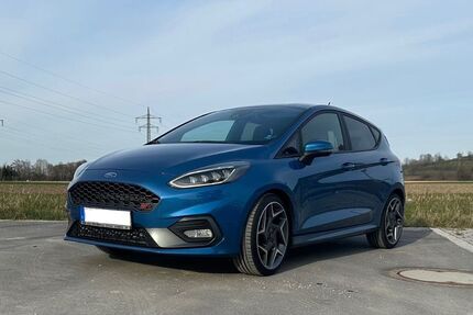 Ford Fiesta 119.900 km 13.350 &euro; Langenpreising 85465