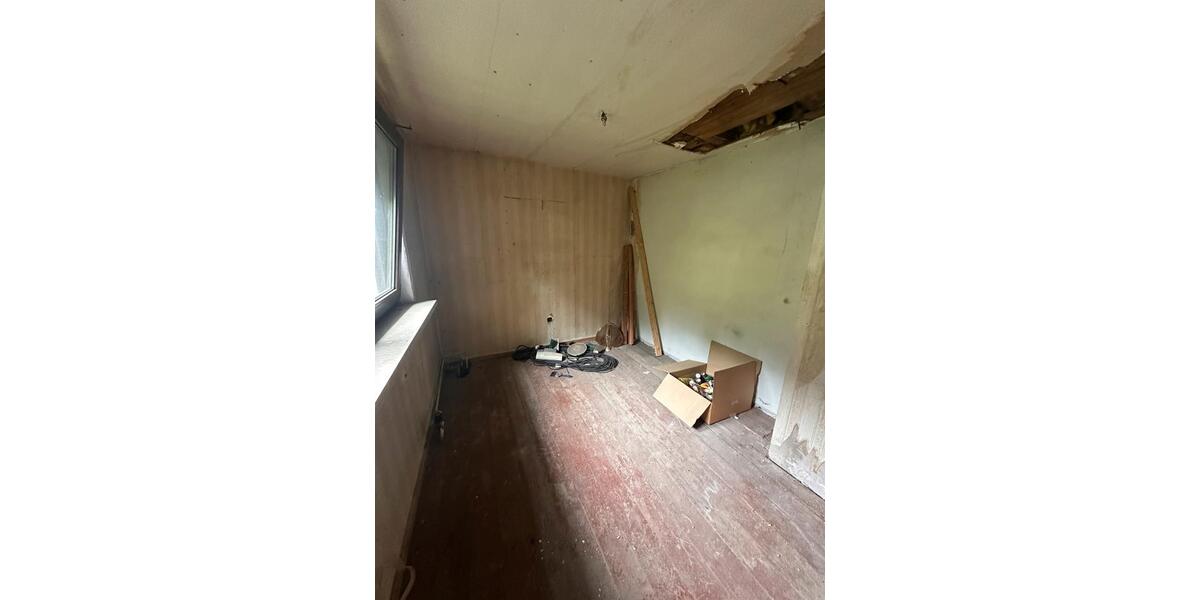 Einfamilienhaus Neustadt bei Coburg - 6 Zimmer, 190 m&sup2;, 32.000&euro; | Angebot:26830247