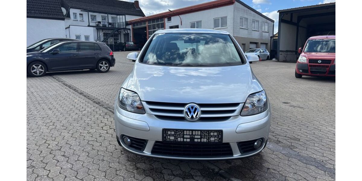 VW Golf 133.735 km 3.650 &euro; Müllenbach 53520