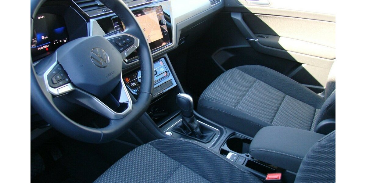 VW Touran 1.5TSi Comfortline 7-Sitzer LED ACC Standhe 18.601 km 30.980 &euro; Falkensee 14612