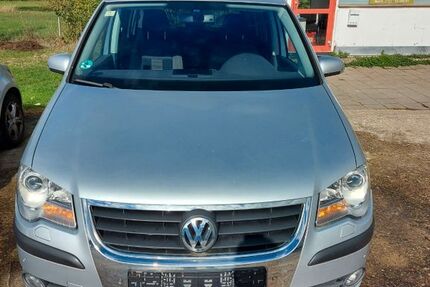 VW Touran 266.000 km 3.999 € Günzburg 89312