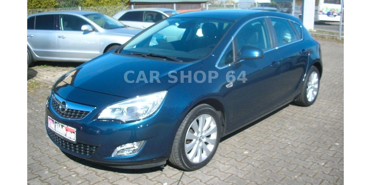 Opel Astra 81.850 km 6.999 &euro; Halle/Saale 06116