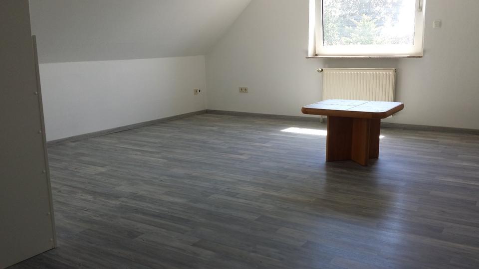Dachgeschoßwohnung Emlichheim - 1.5 Zimmer, 44 m&sup2;, 400&euro; | Angebot:24638241
