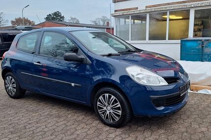 Renault Clio 190.000 km 1.999 &euro; Bremerhaven 27576