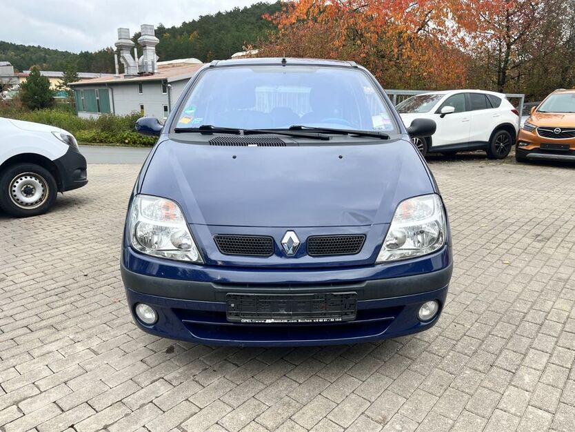Renault Scenic 193.000 km 999 € Buchen 74722