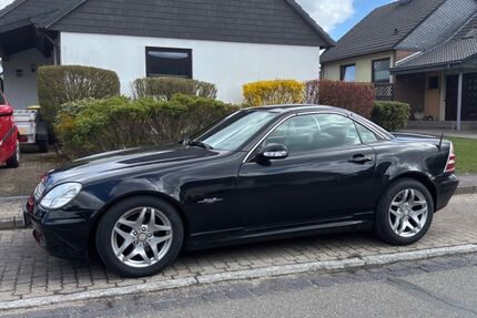 Mercedes-Benz SLK 200 98.200 km 8.250 &euro; Neumünster 24537