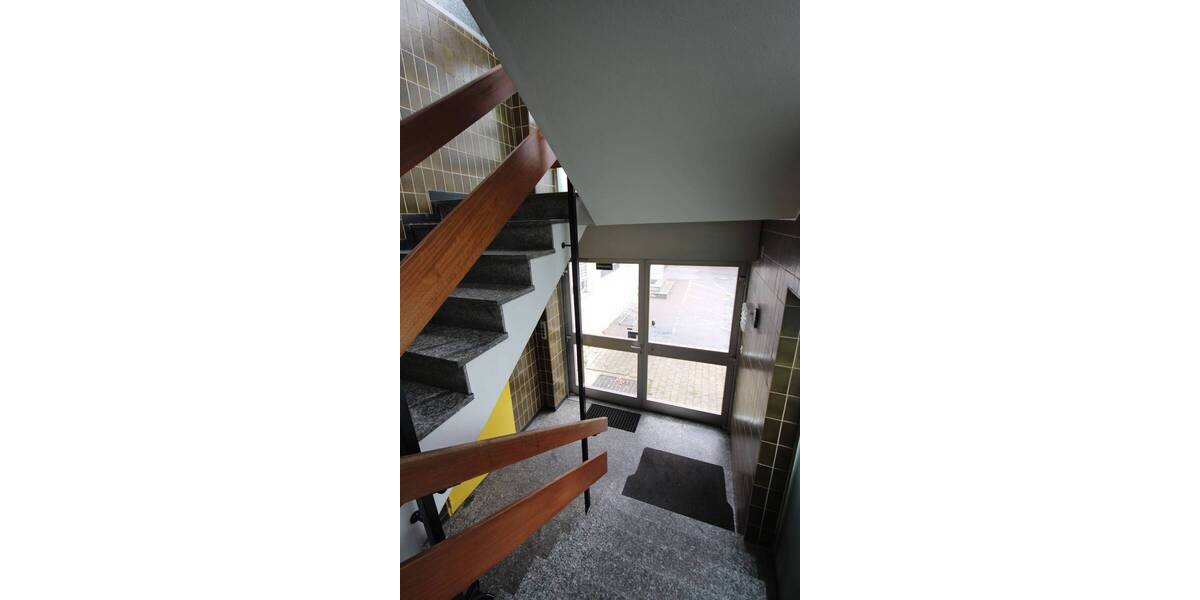 Gewerbeobjekt Landshut Industriegebiet - 2 Zimmer, 286 m&sup2;, 1.500&euro; | Angebot:25745415