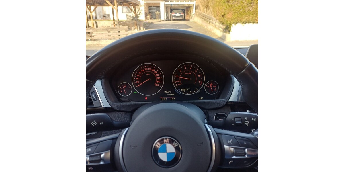 BMW 320i 108.000 km 18.999 &euro; Eggenfelden 84307